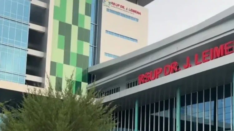 Lagi, Warga Protes Penanganan Medis di RSUP Leimena