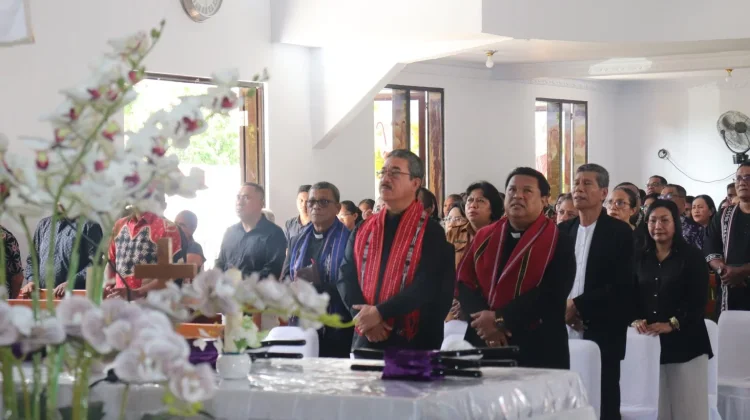 Gubernur Tekankan Hidup Rukun dan Damai dalam Momen Paskah GPM 2026