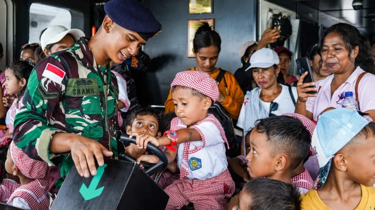 Kodaerah IX Fasilitasi Edukasi Bahari ke KRI Posepa-870 Bagi Siswa PAUD