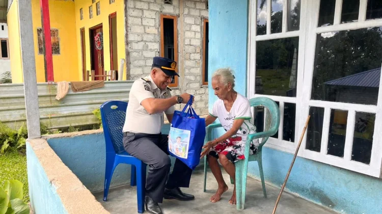 Berbagi Kasih, Rutan Ambon Salurkan Bantuan untuk Keluarga Warga Binaan
