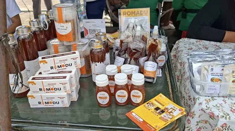 Pelaku UMKM & Perbankan Dorong Budaya Belanja Cashless di Ambon