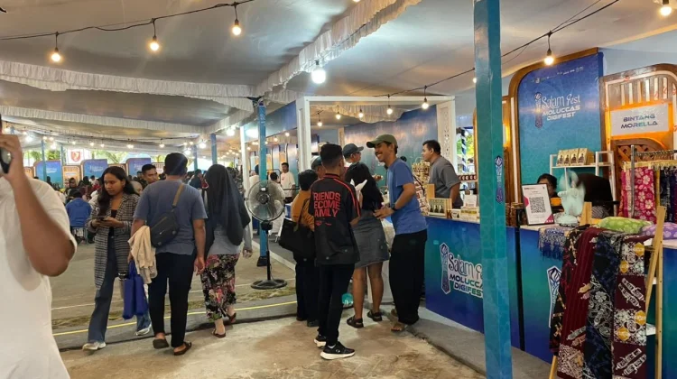 Puluhan UMKM Meriahkan Salam Fest