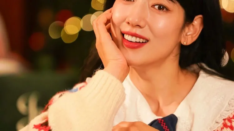 Kabar Bahagia Artis Korea Park Shin Hye