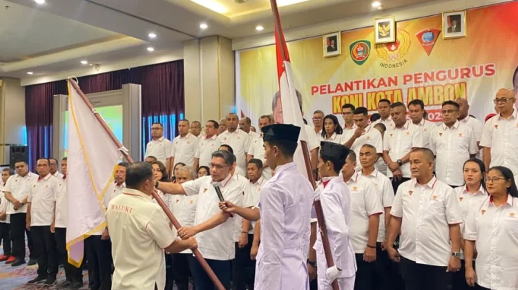Bodewin Wattimena Resmi Nahkodai KONI Kota Ambon