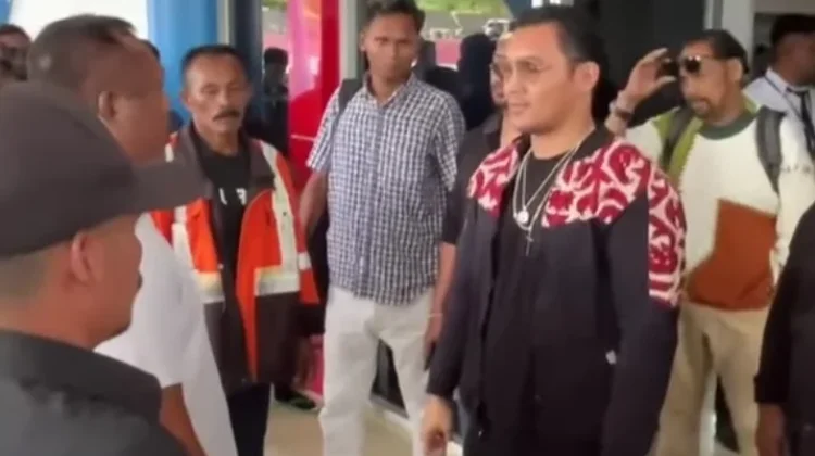 Posisi Ketua Golkar Malra Dilirik Putra Jhon Kei