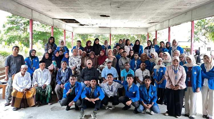Mahasiswa KKN Unpatti Sosialisasi KUHP Terbaru di Latu SBB