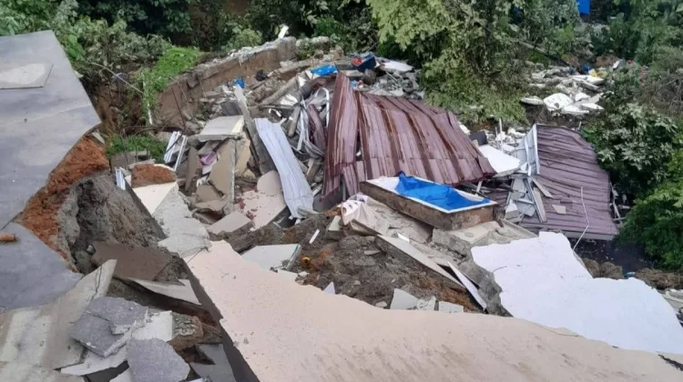 Bodewin Ingatkan Pengembang BTN Gadihu Tanggungjawab Dampak Longsor