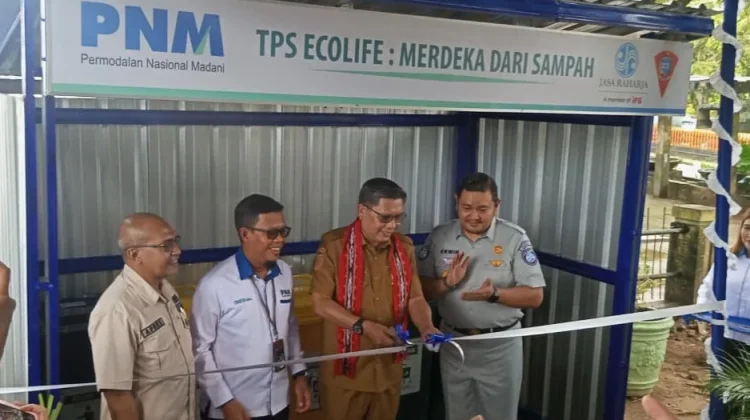 Wujudkan Ambon Bersih, Bodewin Wattimena Resmikan TPS Ecolife