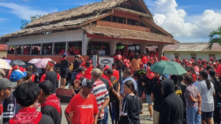 Tradisi Pattimura Kembali Hidup, Pulau Saparua Dipadati Masyarakat