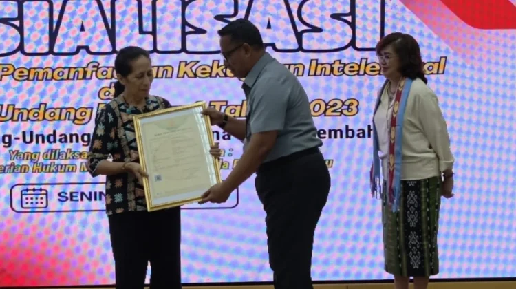 Kuliner Khas Ambon Resmi Terlindungi, Taihitu Terima Sertifikat Hak Cipta Menteri