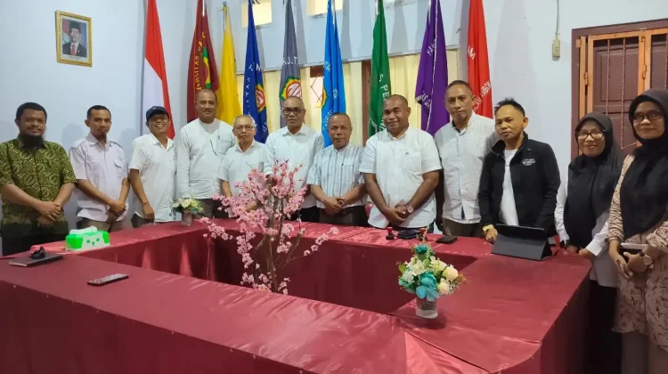 Rektor Unidar Dukung Mubes IKA Unidar Ambon, Dorong Alumni Berkontribusi