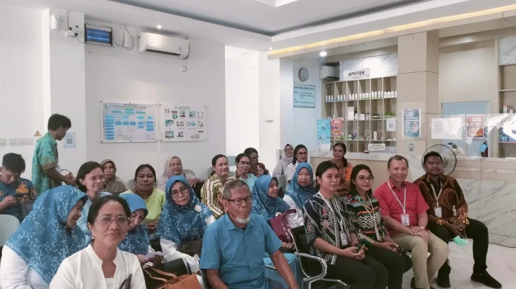 Klinik Utama Ajwa Health Center Gelar Penyuluhan & Pemeriksaan Kesehatan Gratis