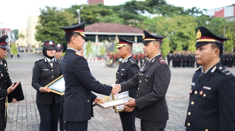 Sejumlah Personel Polda Maluku dapat Penghargaan di Hari Lahir Pancasila