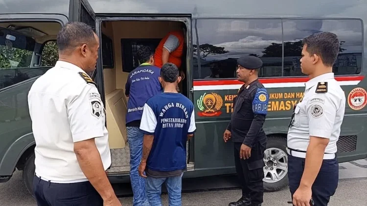 Tingkatkan Efektivitas Pembinaan, Rutan Ambon Pindahkan 7 Napi ke Lapas Ambon