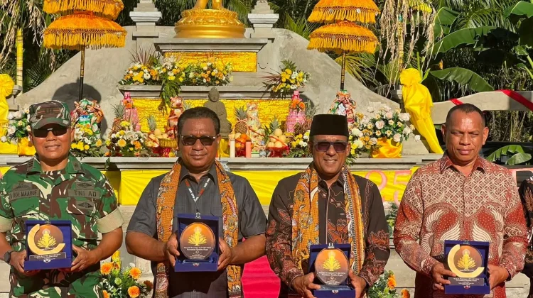Bupati Malteng Hadiri Peringatan Tri-Waisak, Resmikan Taman Buddha Jaya Giri Arama