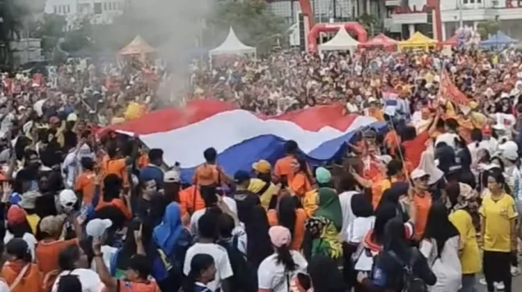 Fans Belanda Banjiri Amboina Colour Fun Walk Piala Dunia 2026 di Kota Musik Dunia