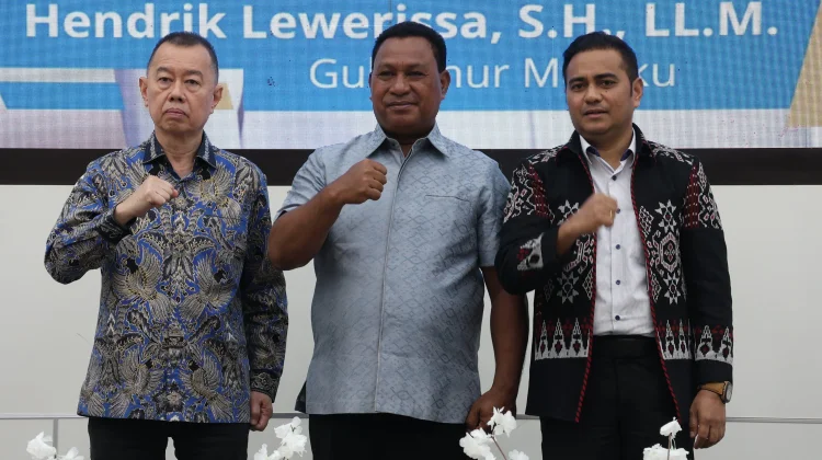 Wagub Maluku Resmi Luncurkan SIPD-RI Host to Host untuk Modernisasi Keuangan