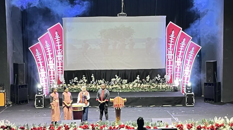 Pagelaran Seni SD Negeri 2 Ambon Tampilkan Kreativitas Budaya Lokal