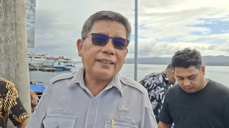 Walikota Bodewin Ubah Skema Program WAJAR
