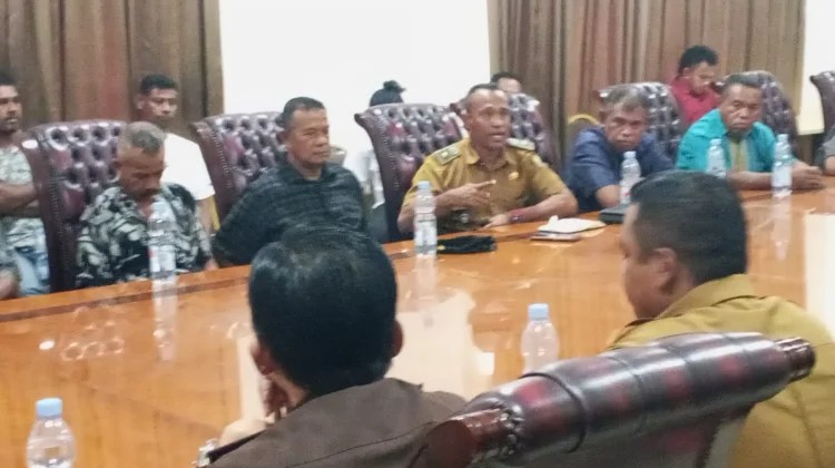 Pemkab SBB Mediasi Sengketa Lahan Hatusua–Kairatu, Utamakan Dialog dan Kedamaian