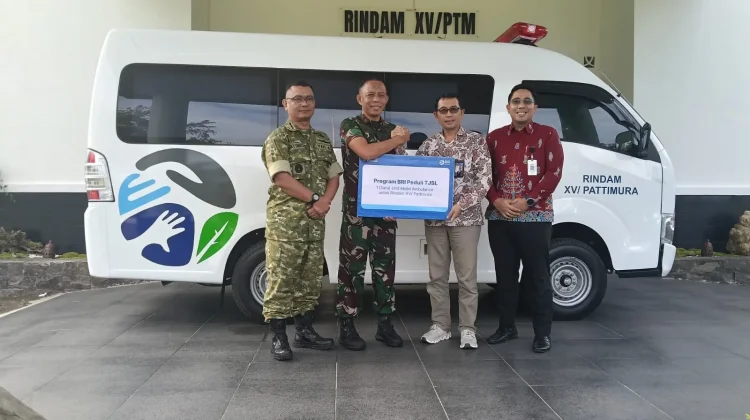 BRI Ambon Salurkan Bantuan Ambulans, lewat Program TJSL kepada Rindam XV/Pattimura