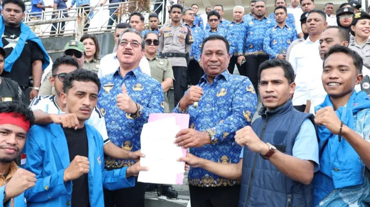 Temui Pendemo, Gubernur dan Wagub Maluku Tampung Aspirasi Mahasiswa