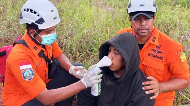 Hipotermia saat Muncak, Pendaki Gunung Kayu Satu Dievakuasi