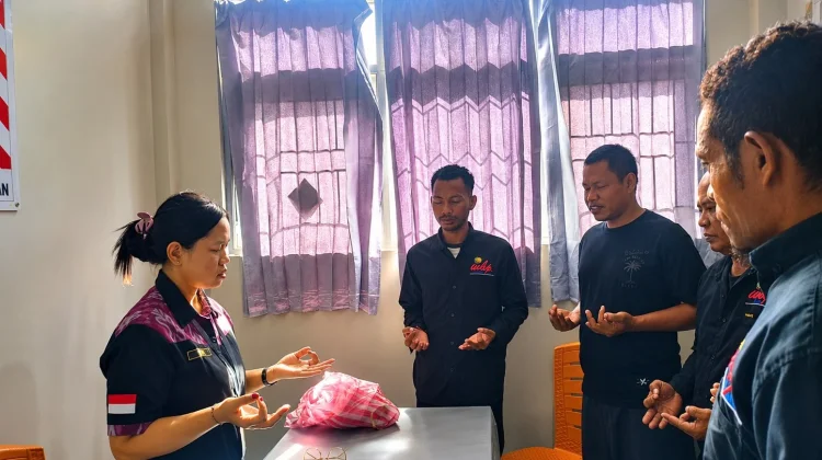 Gandeng Kemenag Buru, Lapas Namlea Beri Pengayaan Agama Hindu untuk Warga Binaan