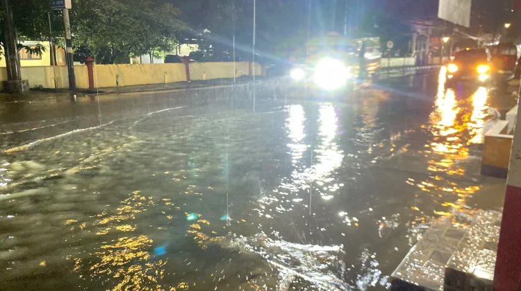 Genangan Air di Kawasan Passo Jadi Biang Kerok Rusaknya Drainase