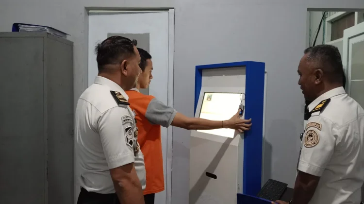 Tingkatkan Transparansi Layanan,Sistem Self Service Warga Binaan Dipantau