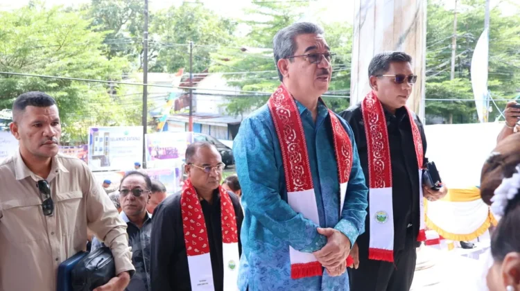 Gubernur Hendrik Harap Pastori I GPM Galala-Hative Kecil Jadi "Laboratorium Kasih"