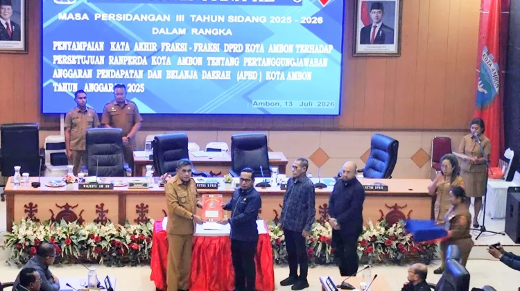 LPJ Pemkot Disetujui, Fraksi-fraksi DPRD Ambon Soroti Pendapatan Retribusi Daerah