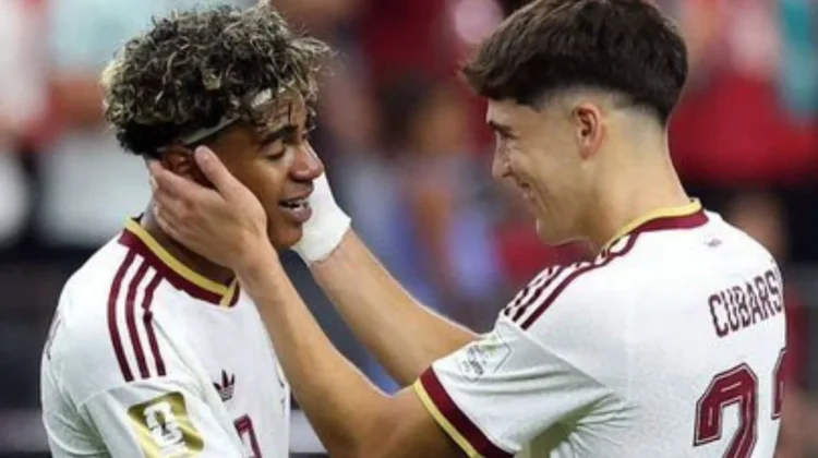 Samai Rekor 68 Tahun Pele, Duet Remaja Spanyol Cetak Sejarah di Semifinal