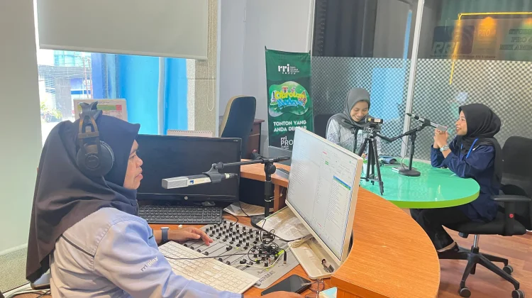 Komunitas BOMA Gelar Aksi Bersih Lingkungan, Ajak Warga Peduli Kebersihan