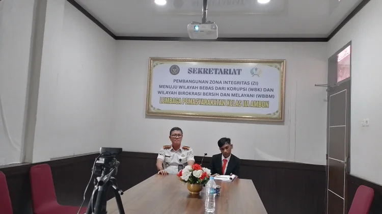 Salut! Selesaikan Sidang Skripsi di Penjara, Warga Binaan Lapas Ambon Jadi Sarjana