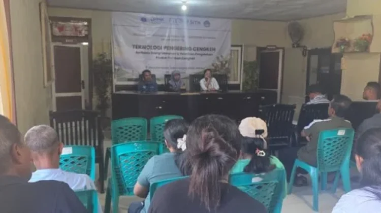 Pemanfaatan Teknologi Pengering Cengkeh Energi Surya di Kamarian, SBB, Maluku