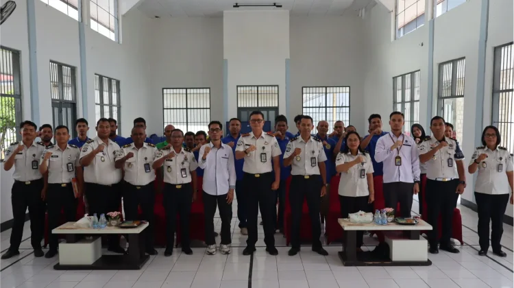 Tingkatkan Keterampilan Warga Binaan, Lapas Ambon Buka Pelatihan Vokasi Servis AC