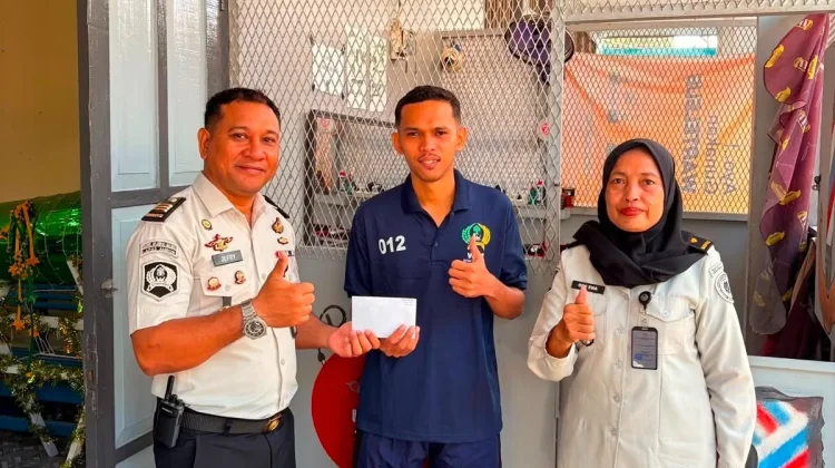 Rutan Ambon Salurkan Premi Barbershop, Penghargaan Produktivitas Warga Binaan