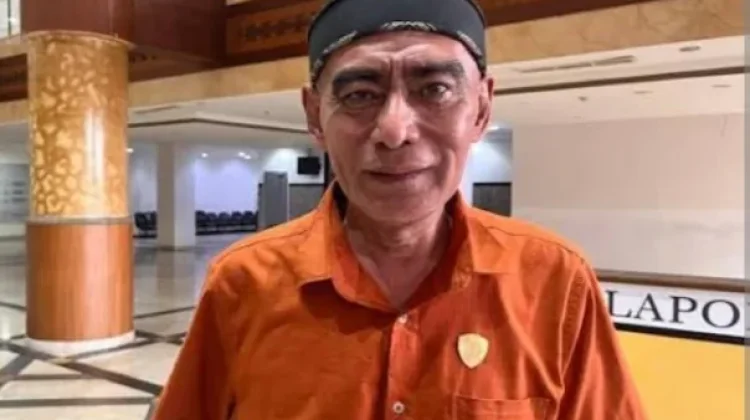 DPRD Maluku Uji Publik Ranperda Masyarakat Hukum Adat