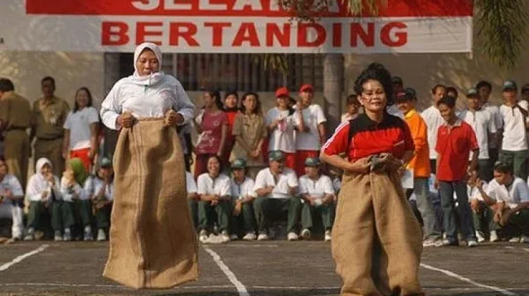 Kemerdekaan: Momentum Merawat Persatuan Budaya Indonesia