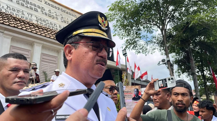 Krisis Air Pulau Ay, Gubernur Dorong Pemkab Malteng Respons Cepat