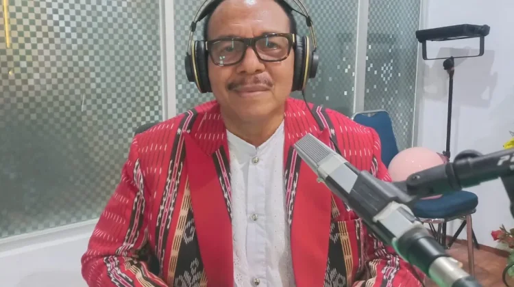 Jaga Budaya dan Bahasa Daerah, Yan Terry Ajak Generasi Muda Tanimbar Bekerja Keras