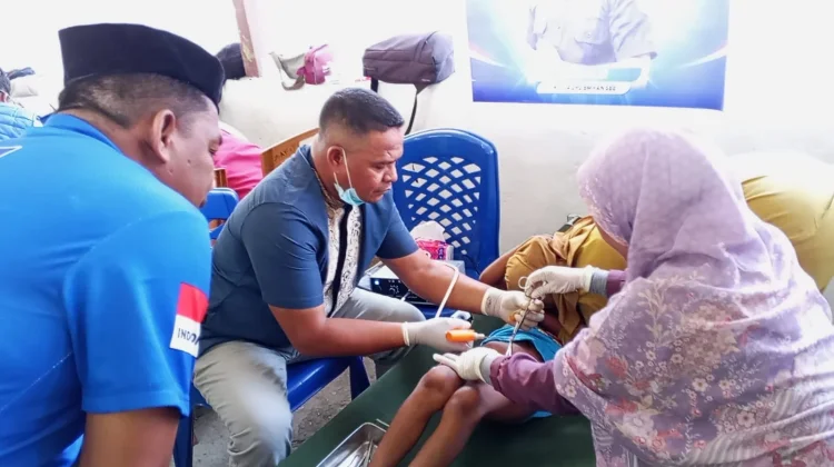 HUT ke-28 PAN, DPD PAN SBB Gelar Khitanan Massal