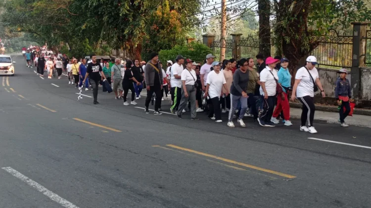 Jemaat GPM Halong Gelar Jalan Santai jelang HUT ke- 91 GPM