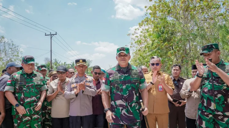 Pangdam Resmikan Delapan Jembatan, Akses Warga Pulau Buru Kian Terbuka
