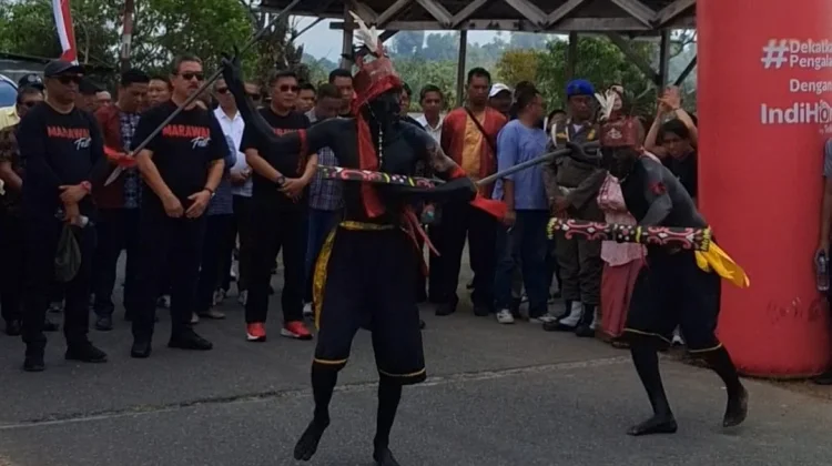 Bodewin Dorong Semua Negeri di Ambon Hidupkan Kembali Panas Pela dan Panas Gandong