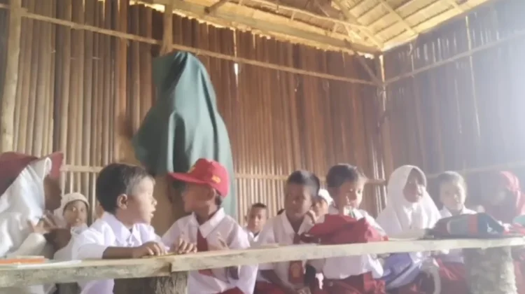 Polemik Dana Rp1,6 Miliar Sekolah Filial Wolok, Pemkab SBT Diminta Beri Penjelasan