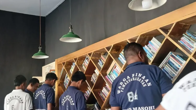 Perpustakaan Rutan Masohi jadi Tempat Warga Binaan Menambah Pengetahuan
