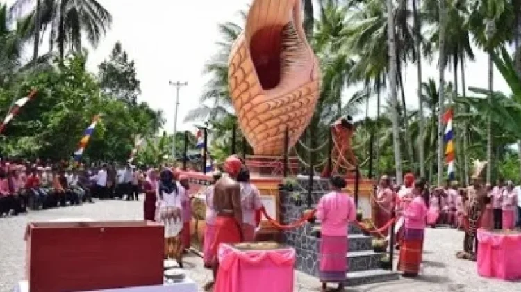 Tugu Tahuri Persaudaraan, Simbol Salam-Sarani Negeri Lafa