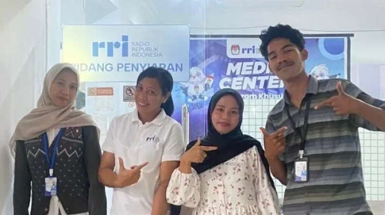 Mahasiswa Ilmu Komunikasi Unpatti Selesaikan Magang di RRI Ambon